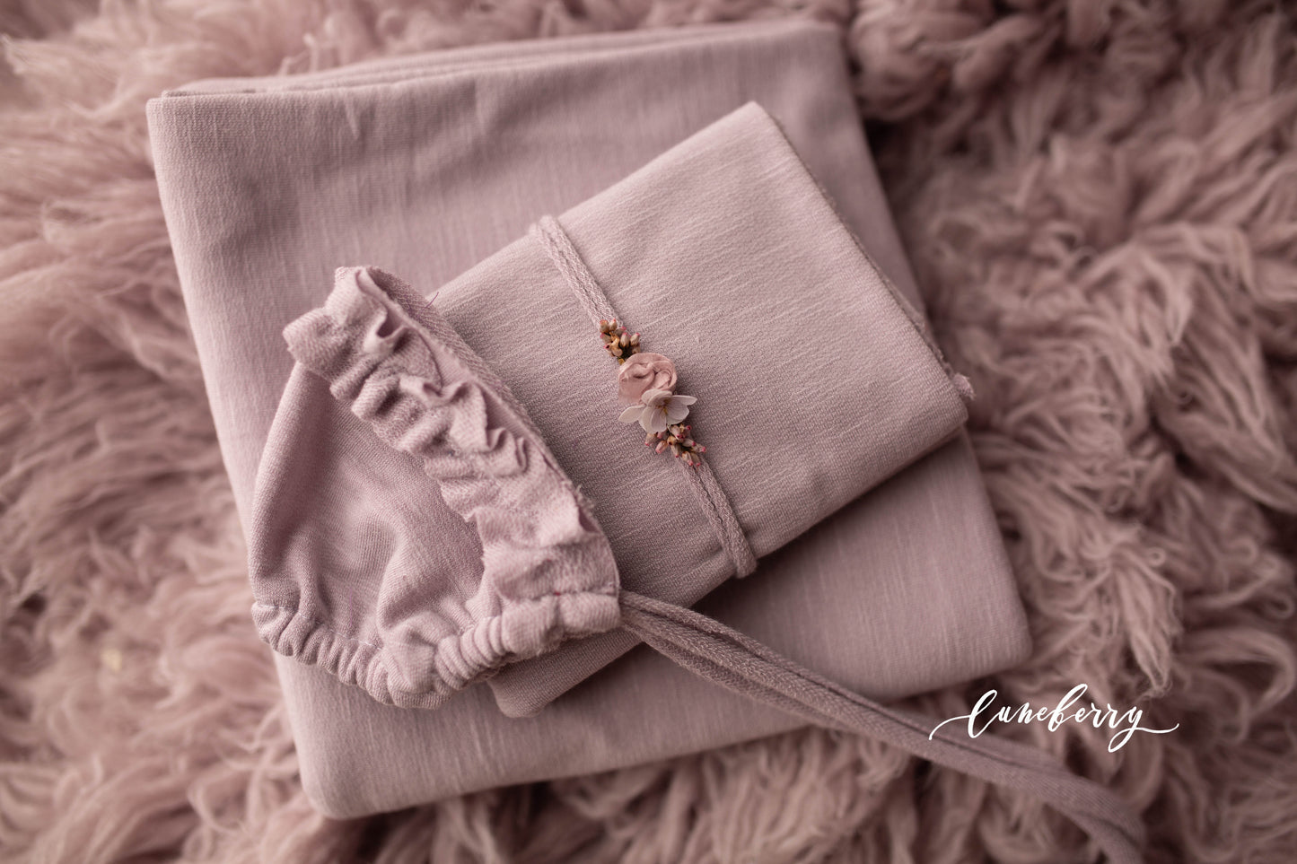 VINTAGE LAVENDER Fabric