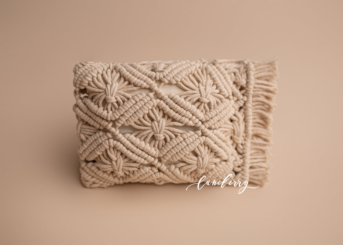 FROTH macrame pillow - NN Seamless