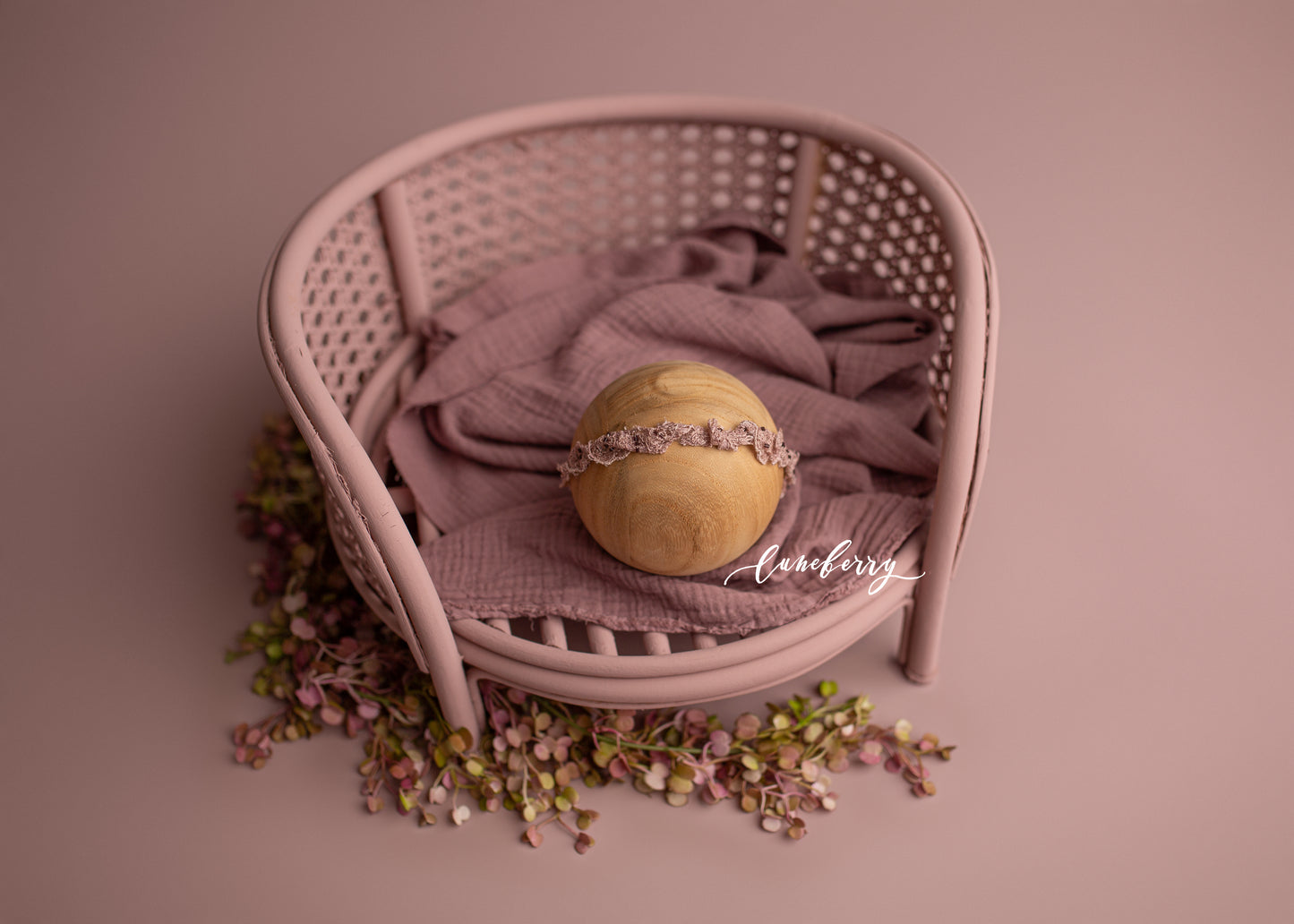 MAE BERRY Sitter Styled Set 1 - NN Seamless