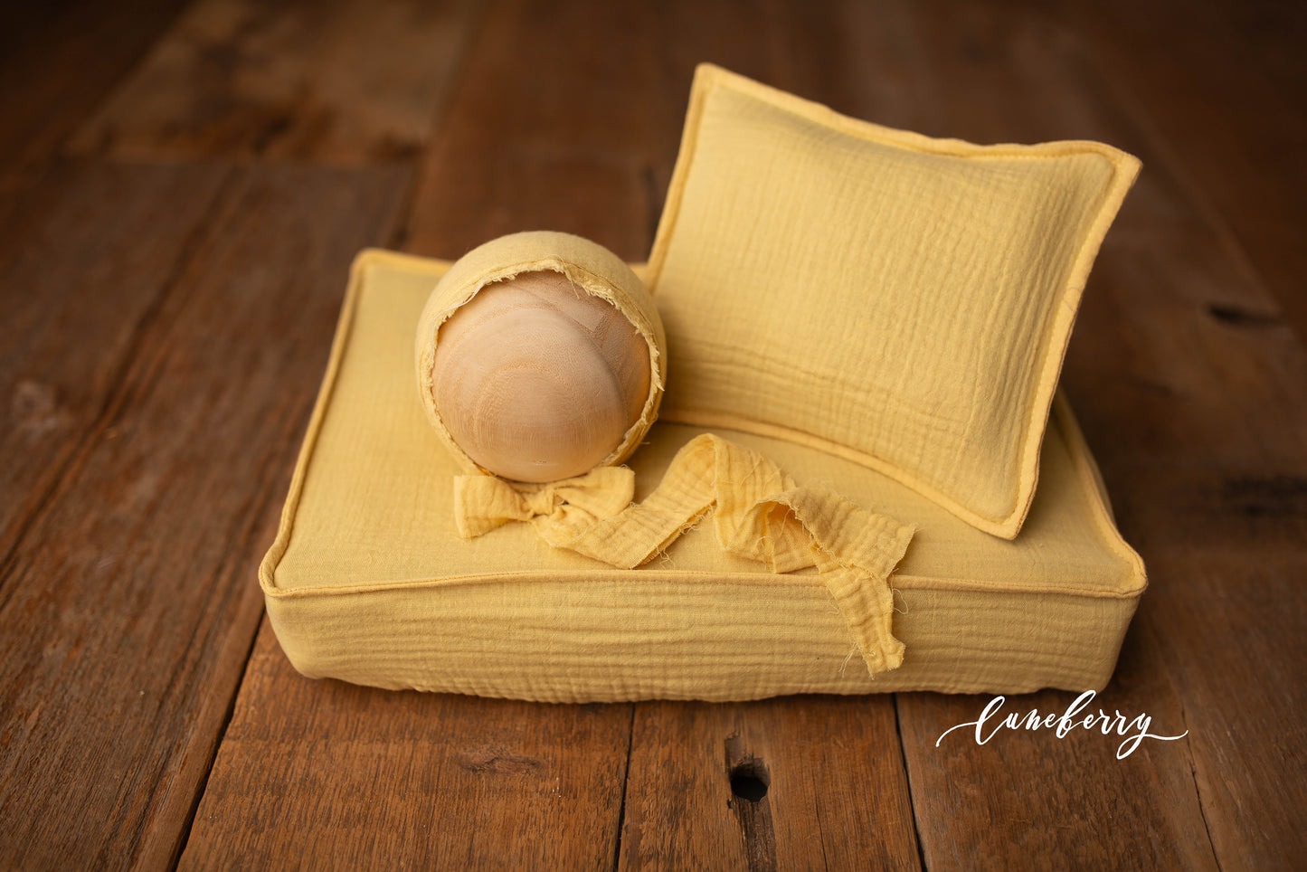 Mattress Cover - Pastel Yellow