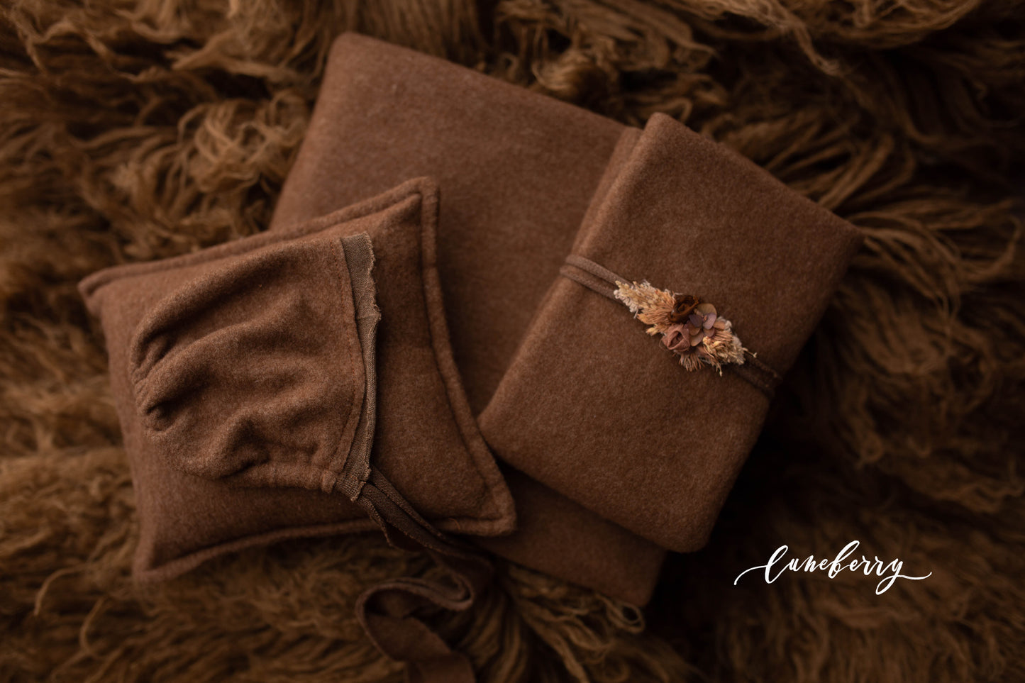 CHOCOLATE flokati matching set - "Fuzzy Chocolate"