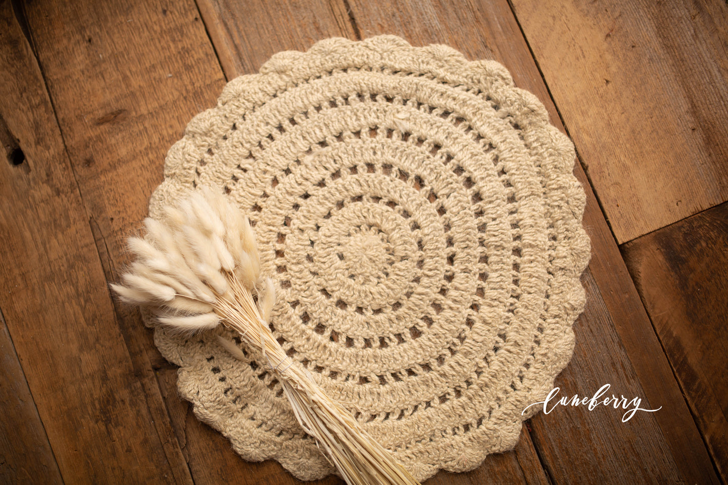 Cream Round Macrame Layer