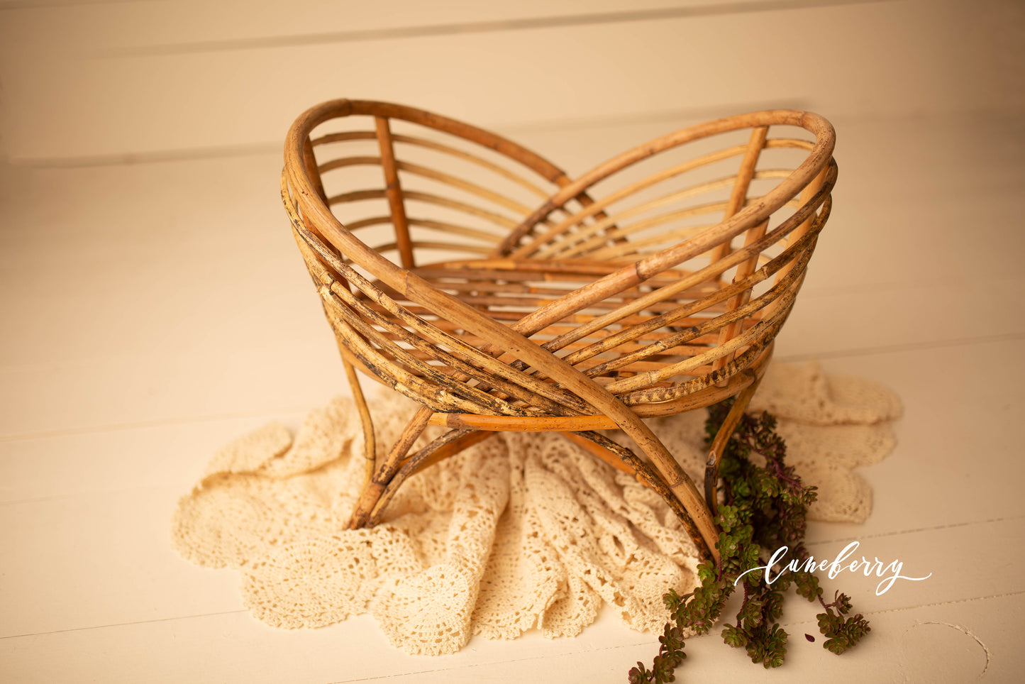 Heather Bamboo Cradle