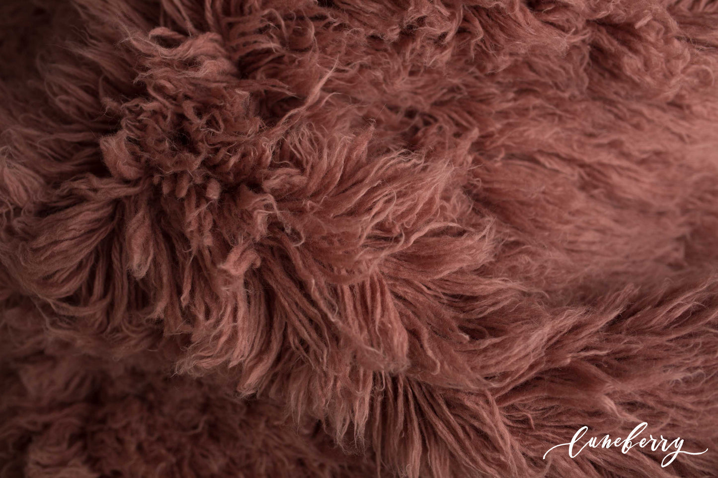 ANTIQUE ROSE Premium Wool Flokati