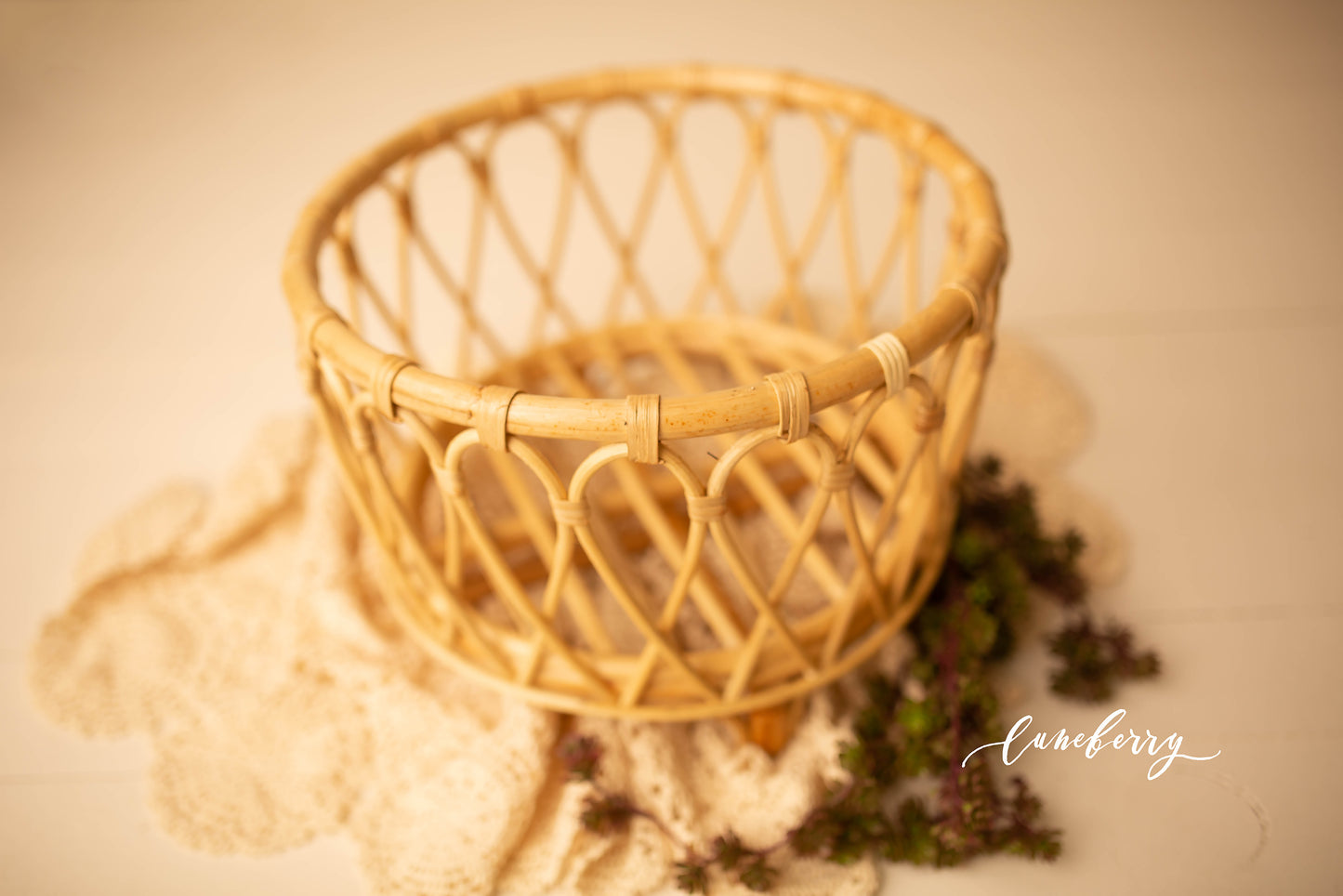 The Johna -Bamboo Round Basket