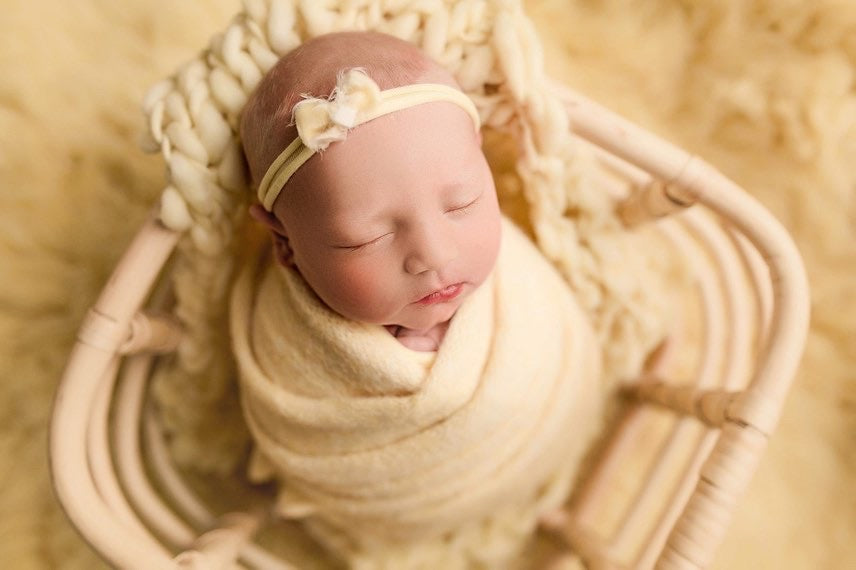 PASTEL YELLOW Premium Wool Flokati