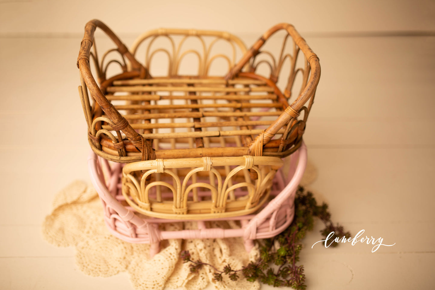 Lily Bamboo Daybed