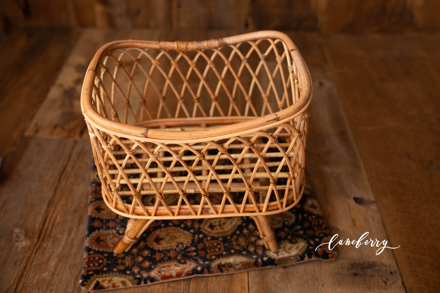 Aria Bamboo Cradle