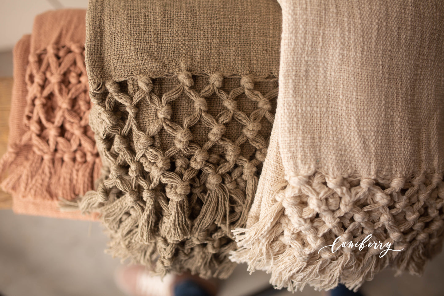 Verona -Woven Cotton Throw