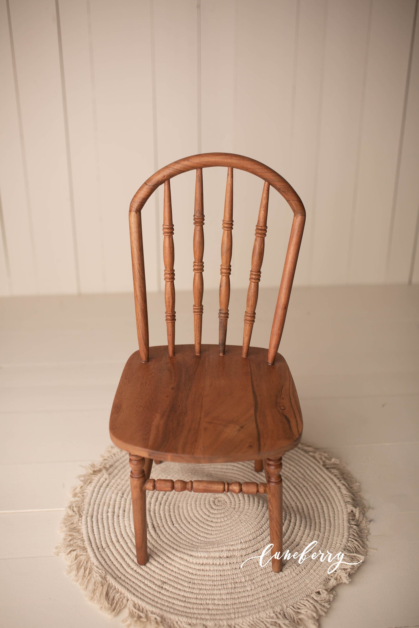 Windsor Spindle Chair - 2 Colors Available