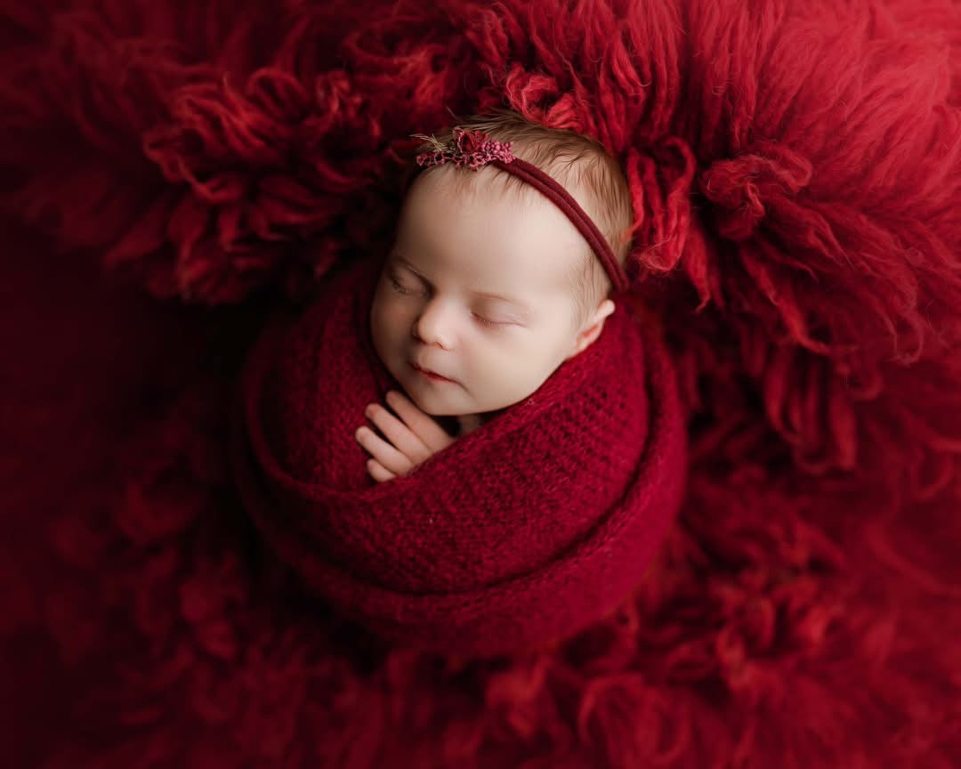 RUBY RED Premium Wool Flokati