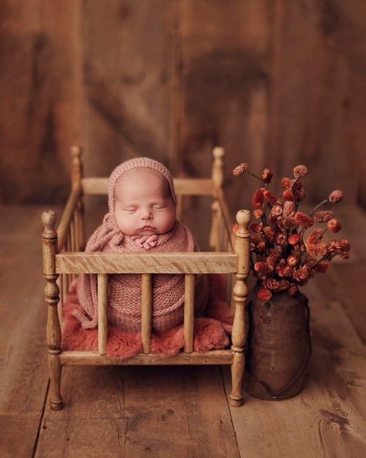 Alysse Spindle Crib - Natural