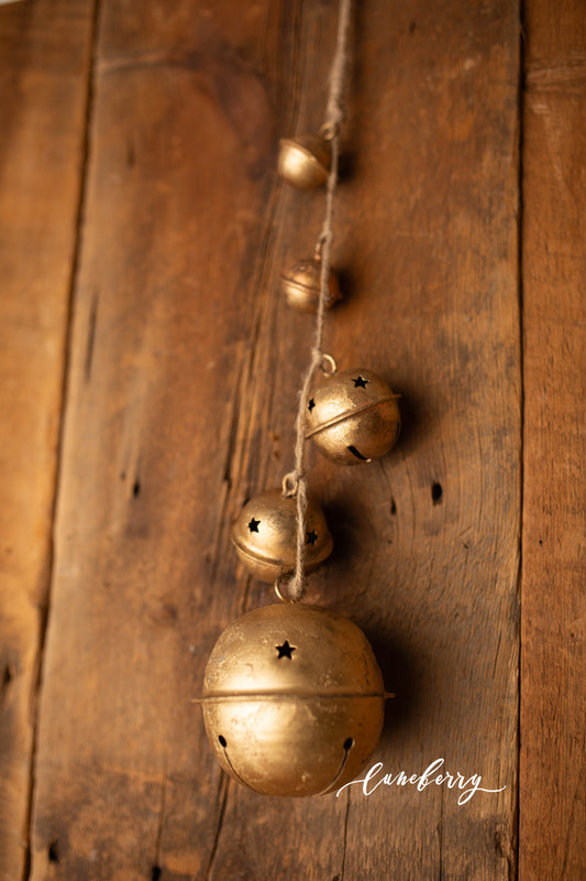 Star Cut Out Metal Ball String