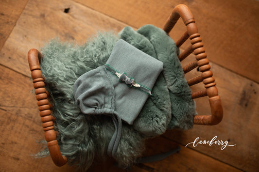 Teal Sheepskin & Rabbit Fur