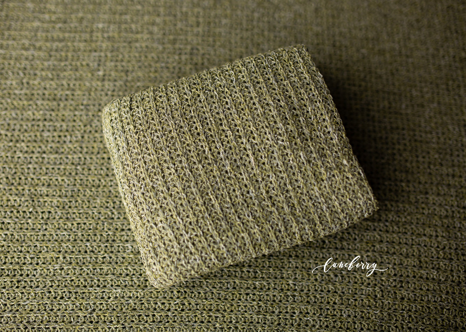 Pistachio textured fabric wrap