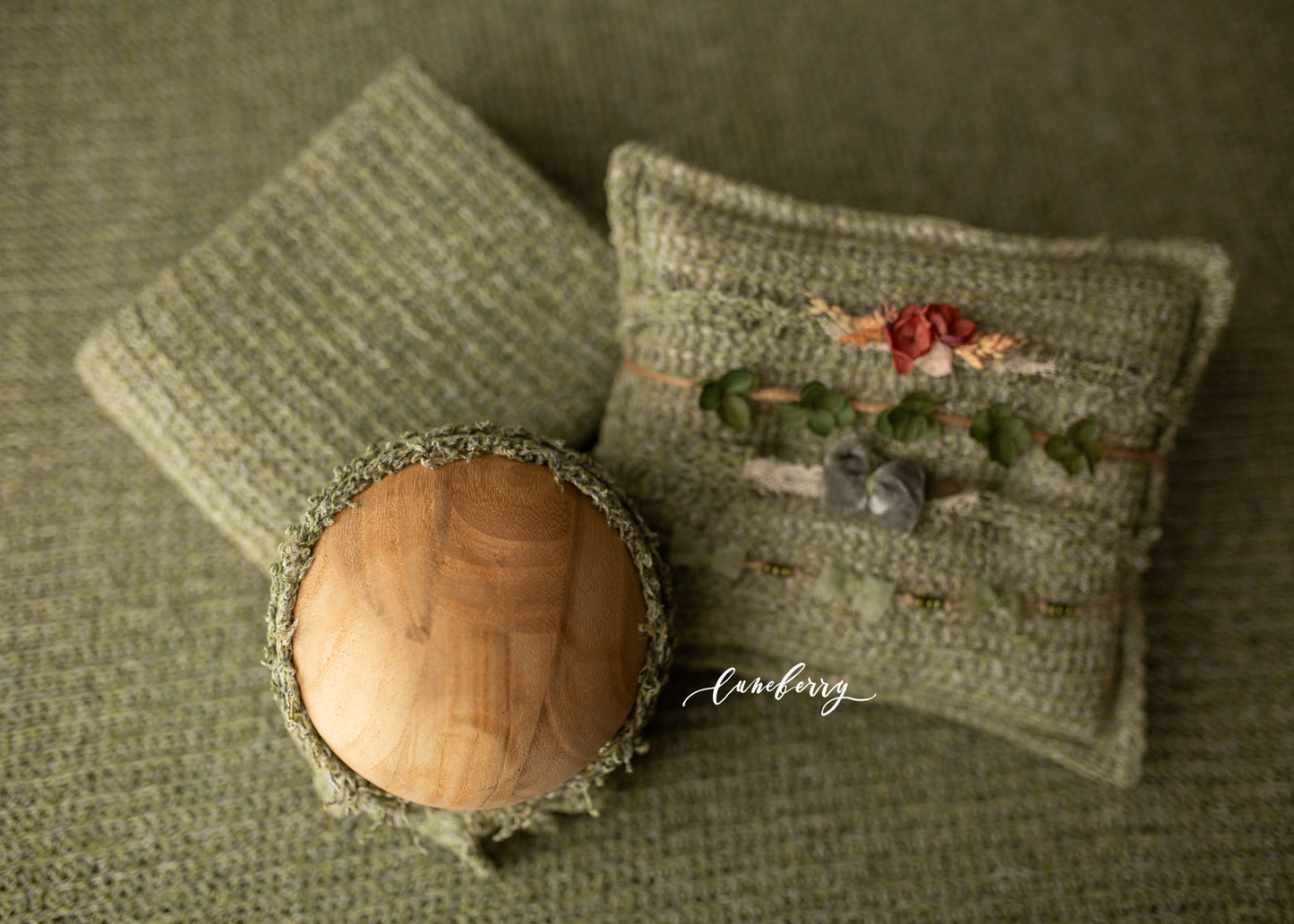 Pistachio textured fabric set 