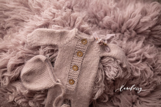 VINTAGE LAVENDER - Knitted footed romper set