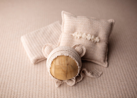 ANTIQUE LACE Fabric
