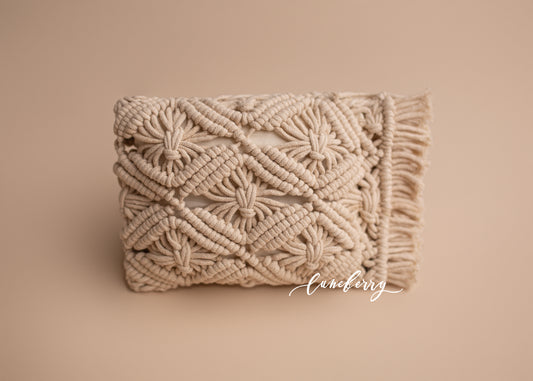 FROTH macrame pillow - NN Seamless