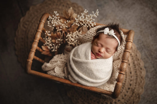 Julia Spindle Crib - Light Natural