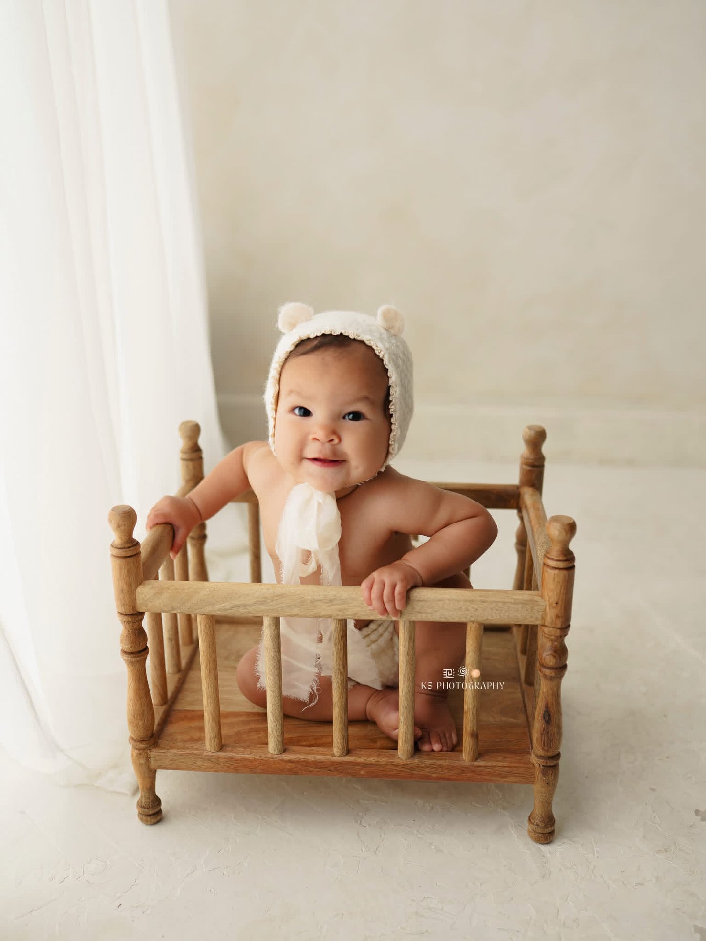 Alysse Spindle Crib - Natural
