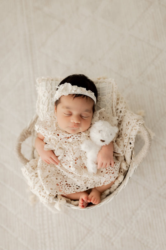 FLURRY Itty Bitty Basket- NN Seamless