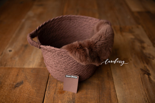 JUNE BERRY Itty Bitty Basket- NN Seamless
