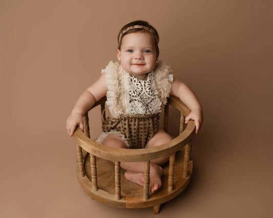 LULLABY Round Spindle Bed