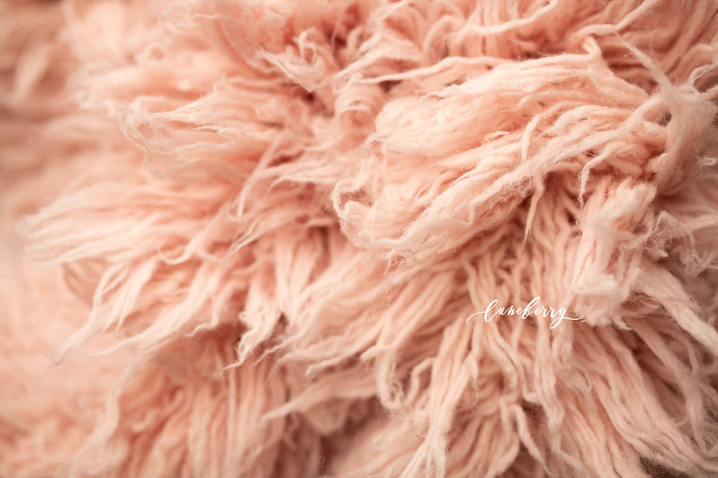 ROSE QUARTZ Premium Wool Flokati