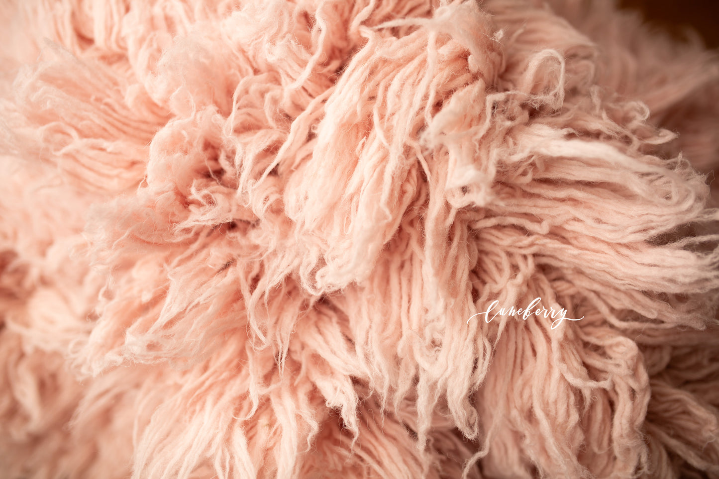 ROSE QUARTZ Premium Wool Flokati