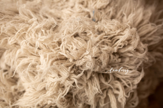 Close-up of simmering smoke flokati 