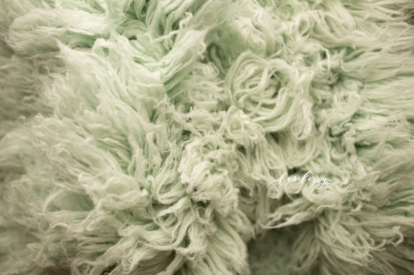 MAGIC MIKE Premium Wool Flokati