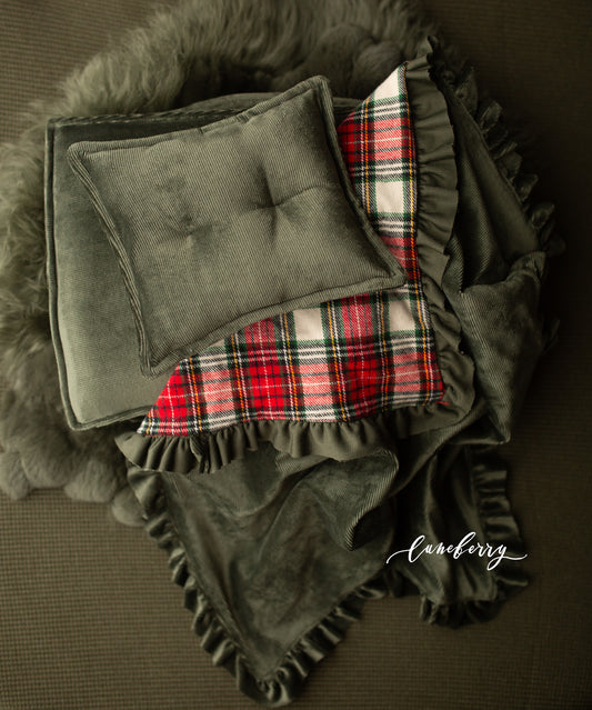 Green Mattress Cover + Blankie