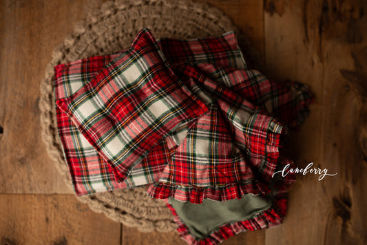 Christmas Plaid Mattress Cover + Blankie