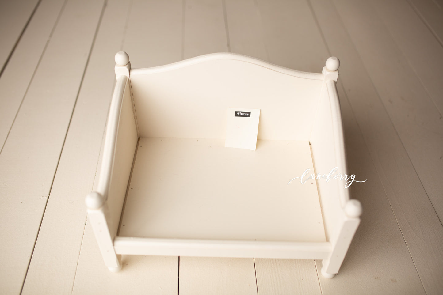 FLURRY Wooden Bed- NN Seamless