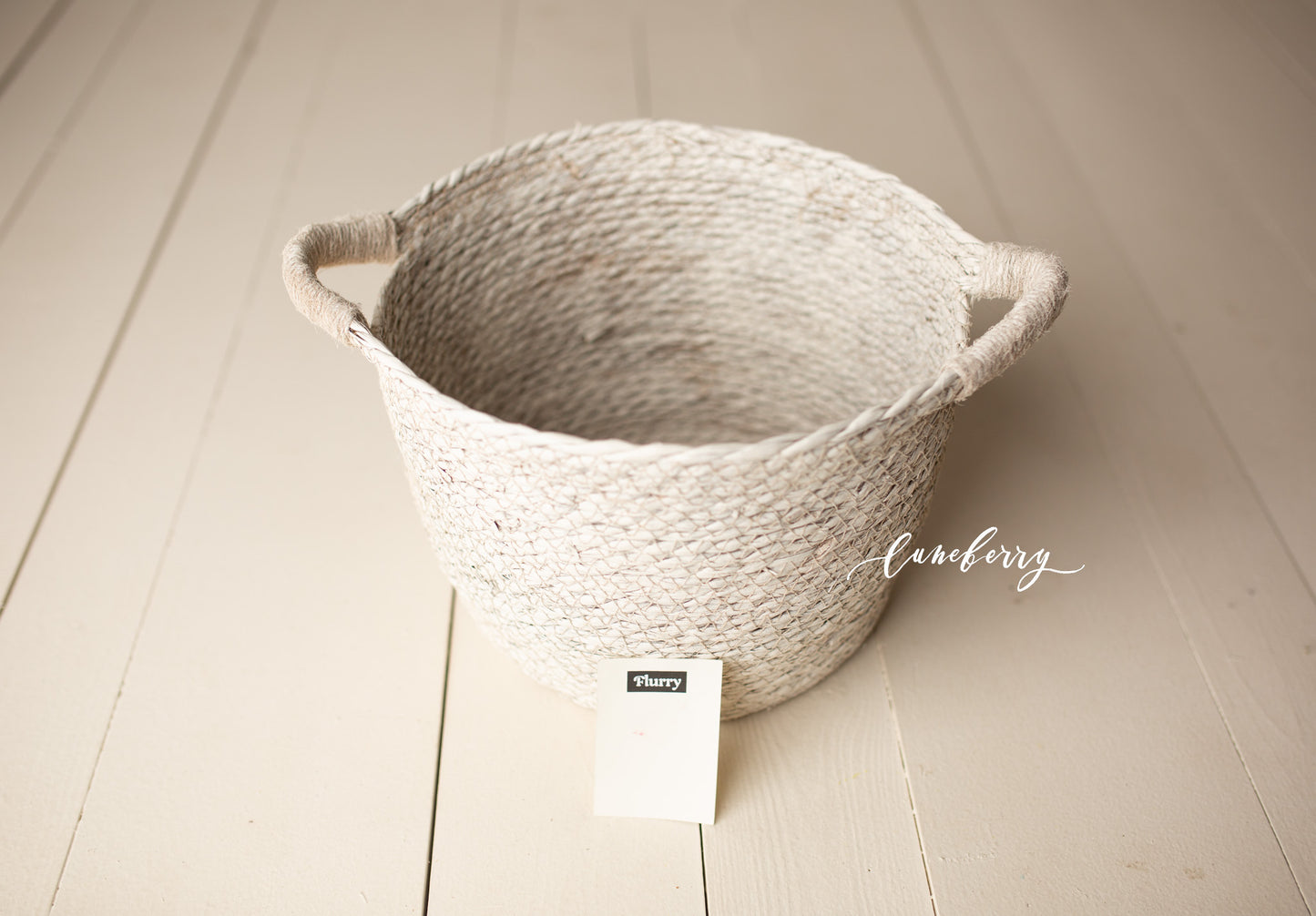 FLURRY Itty Bitty Basket- NN Seamless