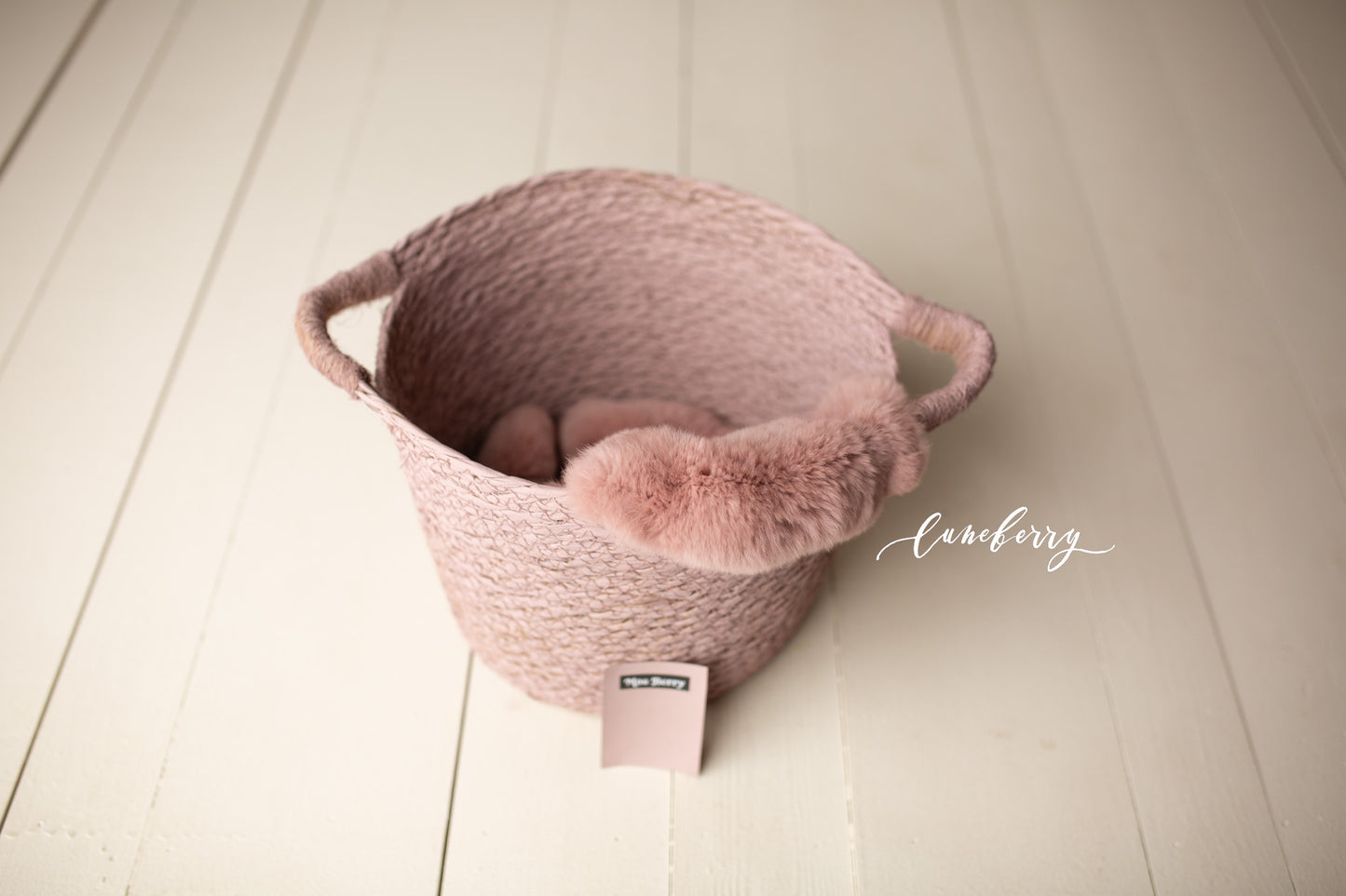 MAE BERRY Itty Bitty Basket- NN Seamless