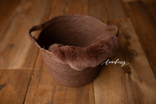 JUNE BERRY Itty Bitty Basket- NN Seamless