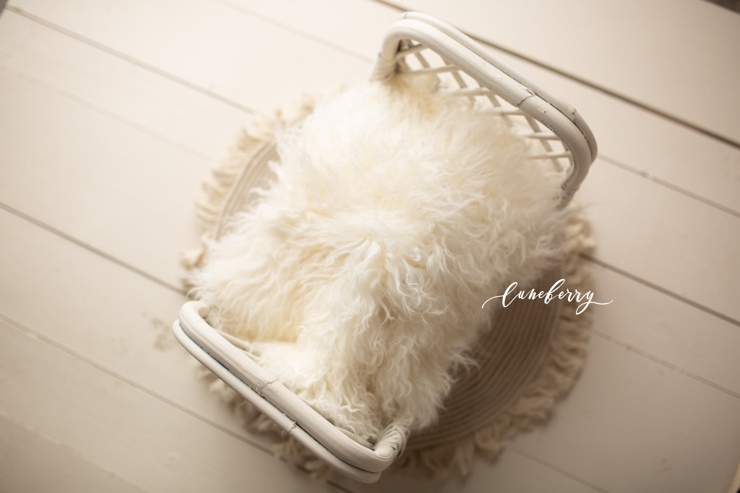 Cream Diamond Bed