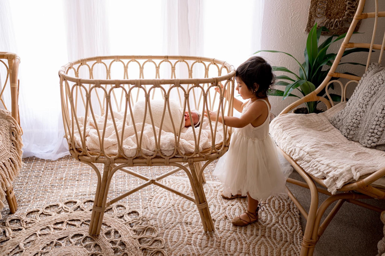 Rattan crib cheap for sale