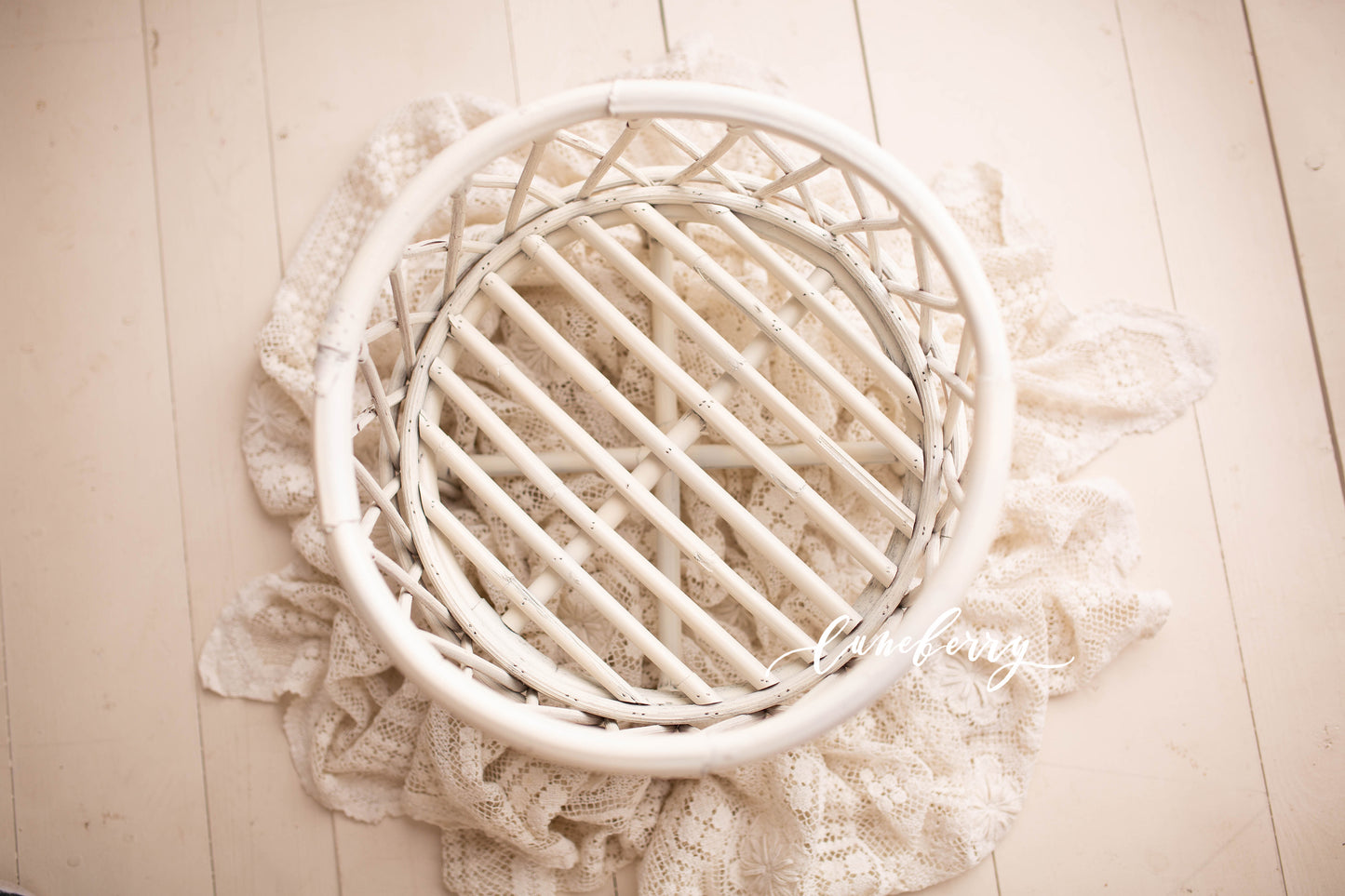 The Johna - Cream Bamboo Round Basket