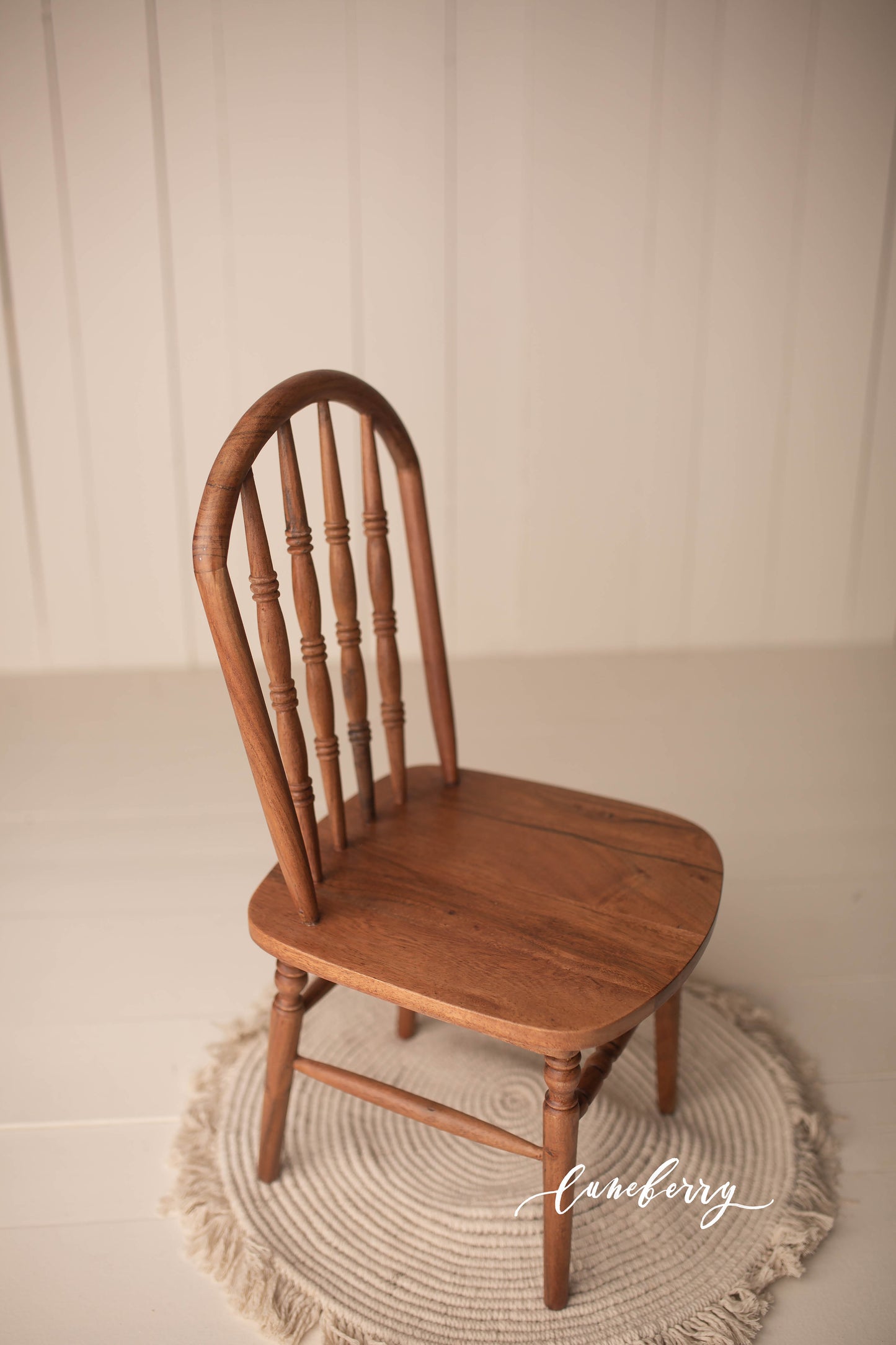 Windsor Spindle Chair - 2 Colors Available
